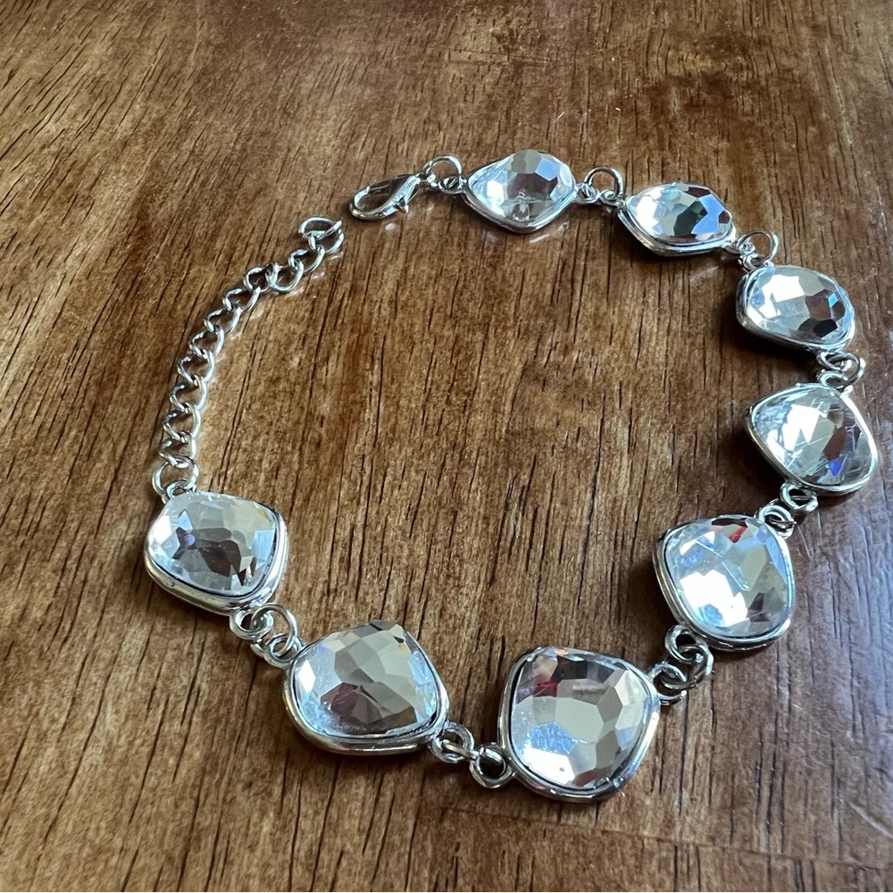 Large Beaded Rhinestone Bracelet - Picture 2 of 4